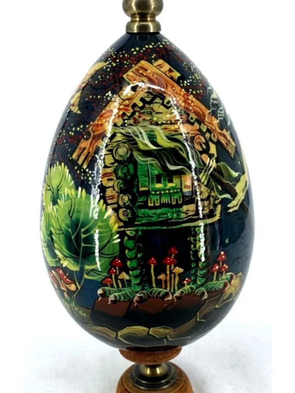 Russian Lacquer Egg Wood Hand Painted Fairy Tale Scene 7.5